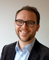 Dr. Julian Mrschner